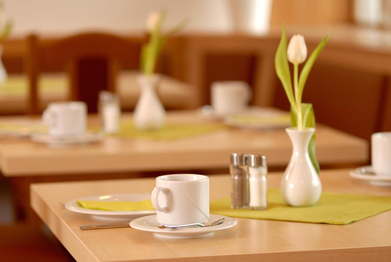Garni Hotel Leitl Gmbh Eggenfelden Zewnętrze zdjęcie