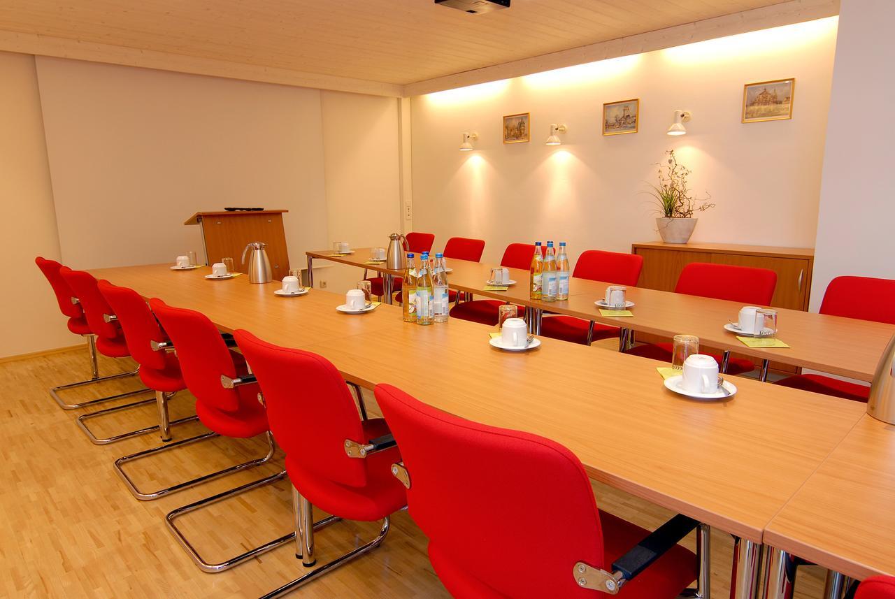 Garni Hotel Leitl Gmbh Eggenfelden Zewnętrze zdjęcie